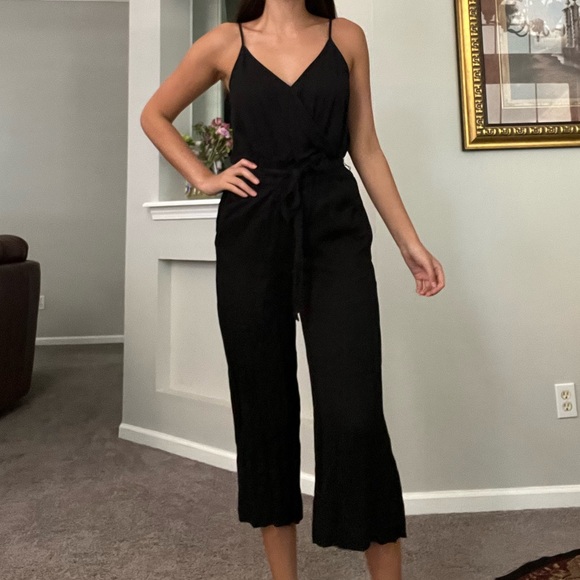 EUC Black LOFT Spaghetti Strap Jumpsuit with Waist Tie - Picture 4 of 9
